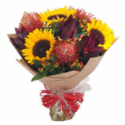 Leo Bouquet (Jul 24 - Aug 23)